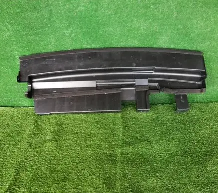 Nissan X-Trail T32 Intercooler air channel guide