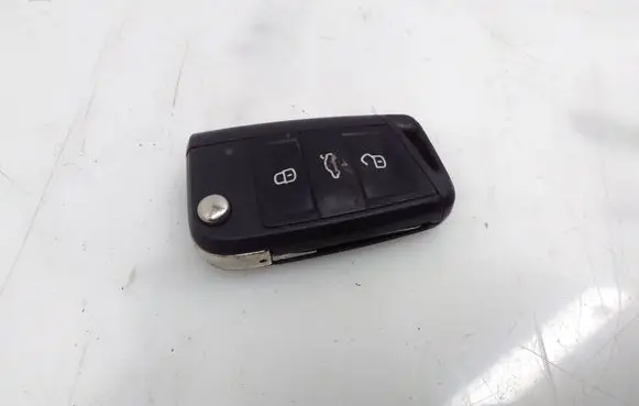 Volkswagen Golf VII Ignition key/card 5G0959752