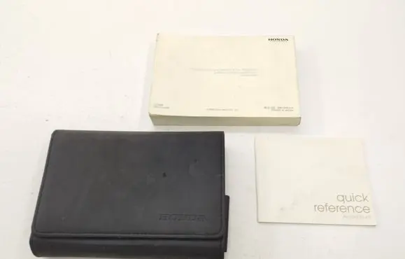 Honda Accord Owners service history hand book 32TL4600