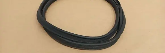Hyundai Bayon Rear door rubber seal (on body) 
