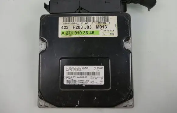 Mercedes-Benz C W203 Engine control unit/module A2711532591