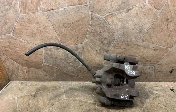 Mercedes-Benz C W204 Rear brake caliper