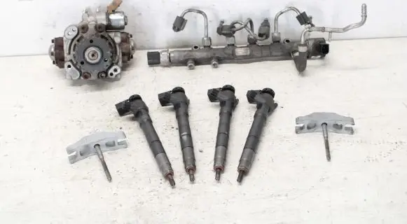 Volkswagen Transporter - Caravelle T6 Fuel injection system set 03N130277D 03N130755C 03N130093B