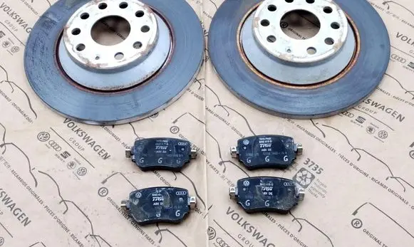 Volkswagen Sharan Brake discs and calipers set 3Q0615601A