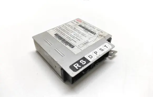 KIA Carens I Airbag control unit/module 0K2FE677F0