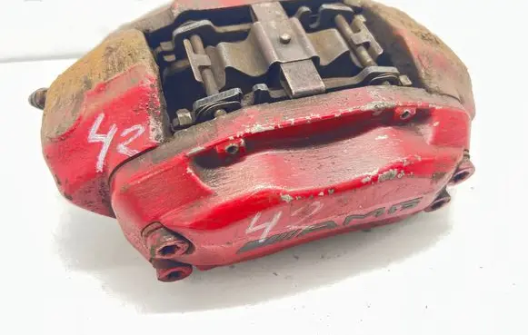 Mercedes-Benz CLS C219 Front brake caliper 20704703