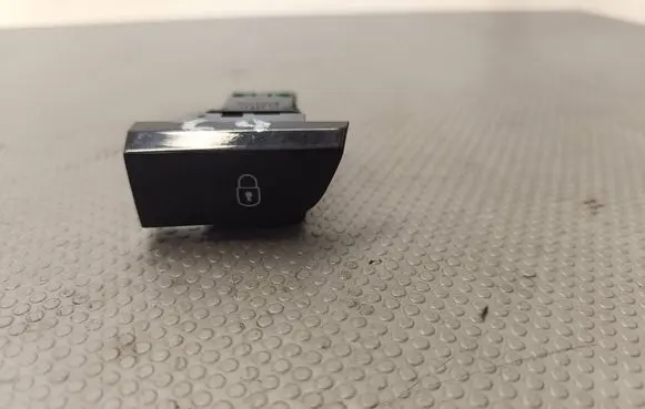 Central locking switch button