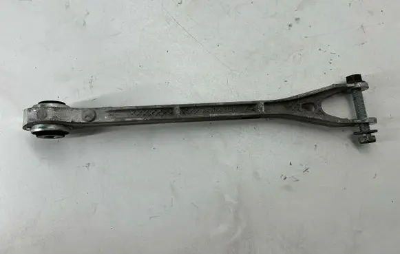 Dodge Charger Rear control arm 68210633AA