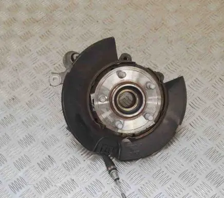Dodge Challenger Rear wheel hub