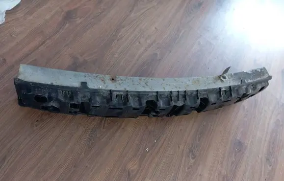 Mitsubishi Endeavor Rear bumper cross member