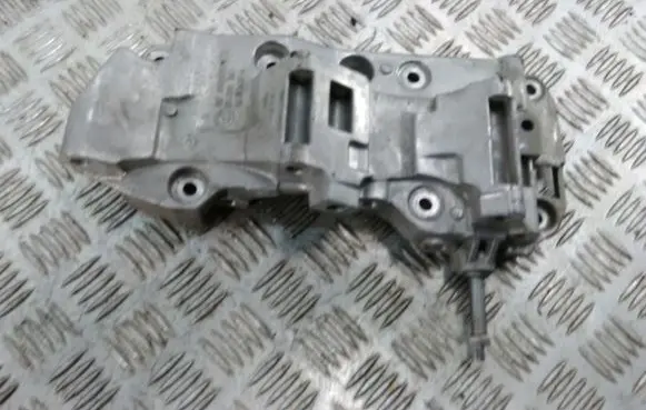 Generator/alternator bracket