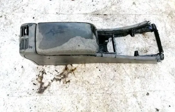 Mercedes-Benz C W203 Armrest e037611021