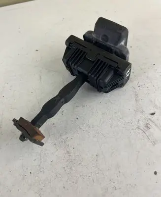 Land Rover Range Rover L322 Front door check strap stopper 