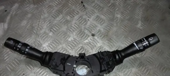 Headlight wiper switch