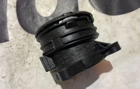 Mercedes-Benz ML W164 Mass air flow meter A6420980147 6420980147
