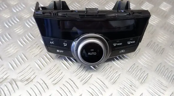 Toyota Prius+ (ZVW40) Climate control unit 5590047141