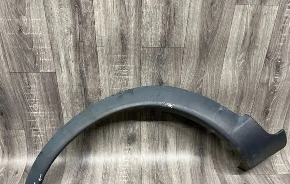 Volvo XC70 Front arch trim 8620128 9190877