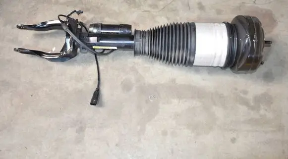 Mercedes-Benz GLE W167 Front shock absorber/damper A1673201403