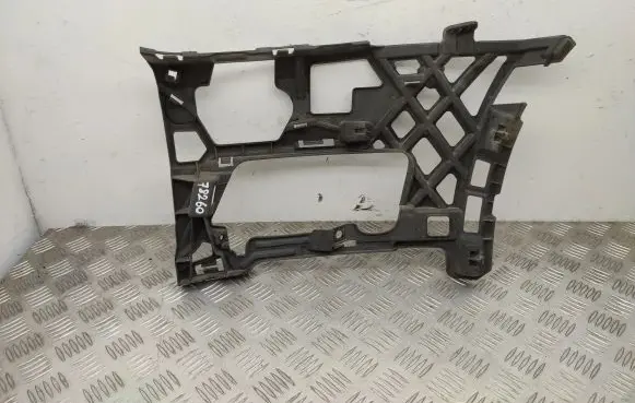 Volkswagen Golf VII Front bumper mounting bracket 5G0807724D