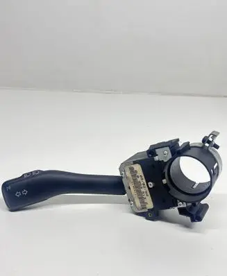 Volkswagen Golf IV Indicator stalk 8L0953513G 090299 8L0953513