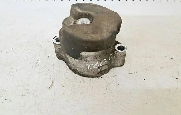 Honda Accord Engine mount bracket