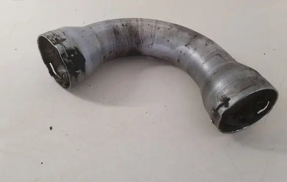 Volkswagen Transporter - Caravelle T5 Intercooler hose/pipe