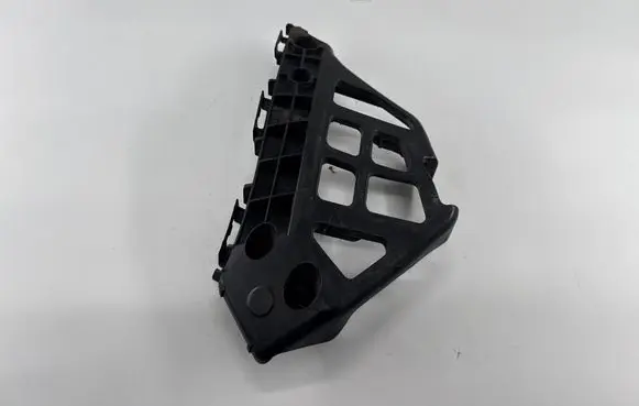 Toyota Auris E180 Front bumper mounting bracket 52536 02040