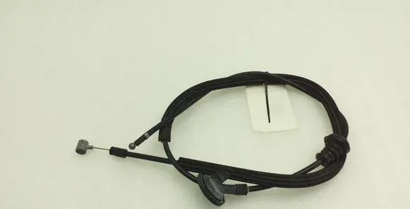 Volkswagen Jetta VI Engine bonnet/hood lock release cable 5C6823535