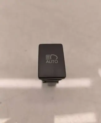 Toyota C-HR I Light switch 15E044