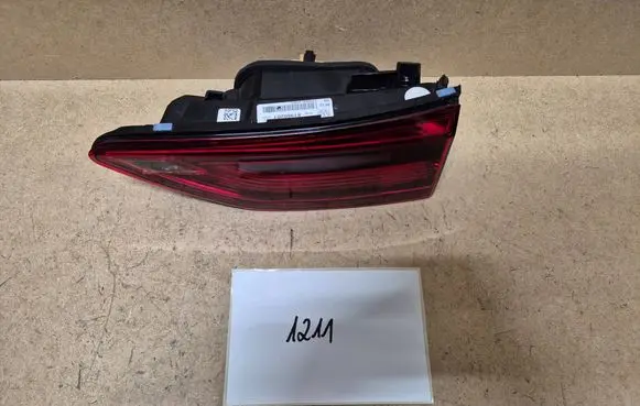 Volkswagen Golf VIII Rear/tail lights 5H0945094C