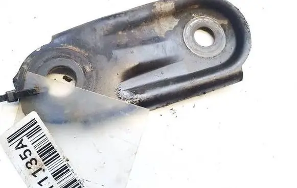 Lexus GS 300 350 430 450H Engine mounting bracket 