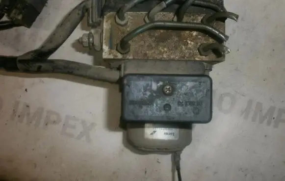 Nissan Micra ABS Pump 3261012304 4760099B00