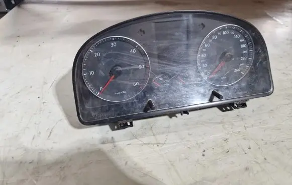 Volkswagen Caddy Speedometer (instrument cluster) 1T0920854C
