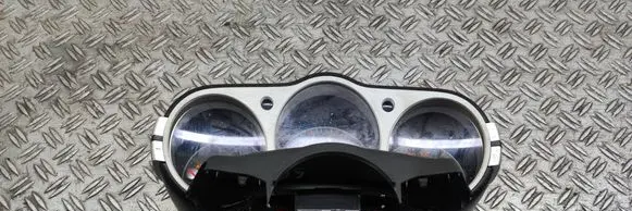 Nissan 350Z Speedometer (instrument cluster) 0702090008 0702090008B L024