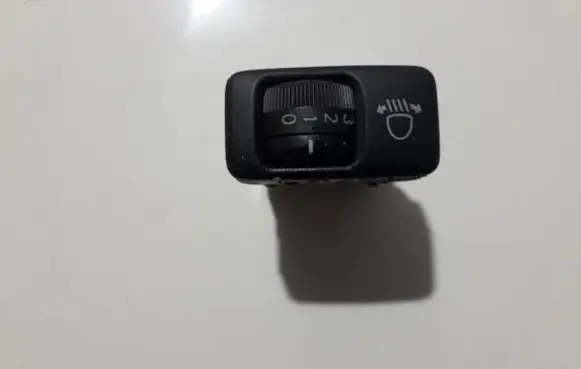 Lexus IS 220D-250-350 Headlight level height control switch 6316