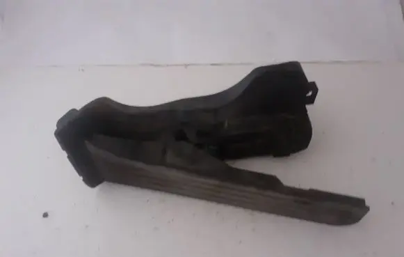 Volkswagen PASSAT B6 Accelerator throttle pedal 6PV00860001 1K1723503L