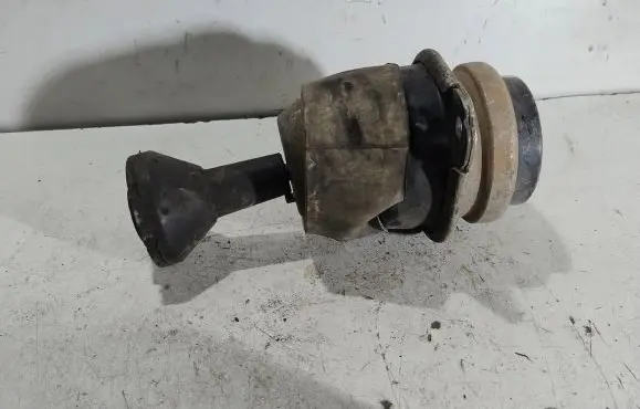 Volkswagen Touareg I Engine mount vacuum valve 