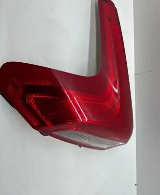 Volvo V40 Rear/tail lights 31395478 21220102 V0LVVY555
