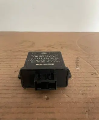 Mercedes-Benz E W211 Light module LCM a2118203226