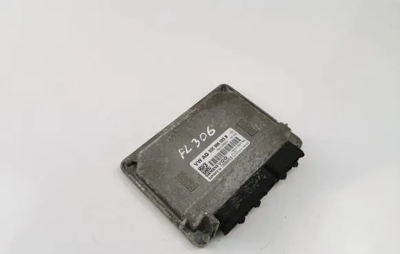 Skoda Fabia Mk1 (6Y) Engine control unit/module 03E906023B