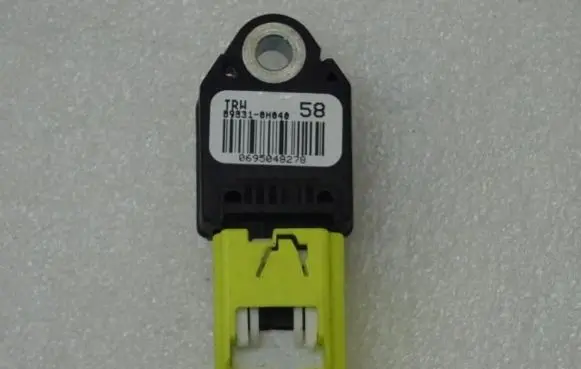 Peugeot 108 Airbag deployment crash/impact sensor 89831-0H040