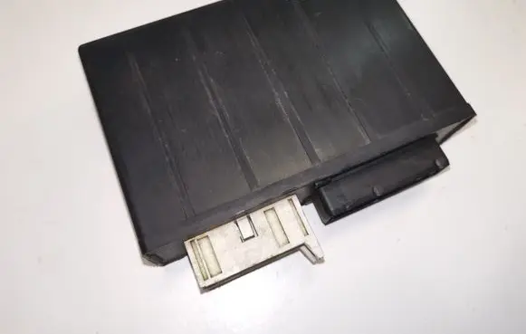 BMW 5 E34 Comfort/convenience module 61351384204 1384204