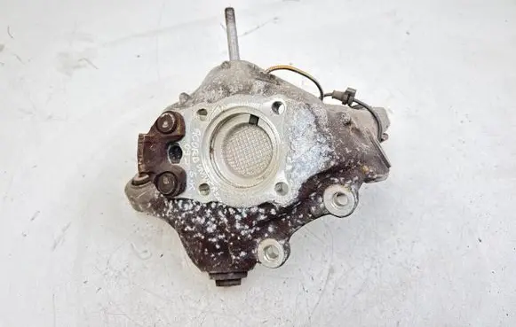 Honda Accord Rear wheel hub spindle/knuckle 