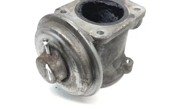 BMW 3 E90 E91 EGR valve 7804380