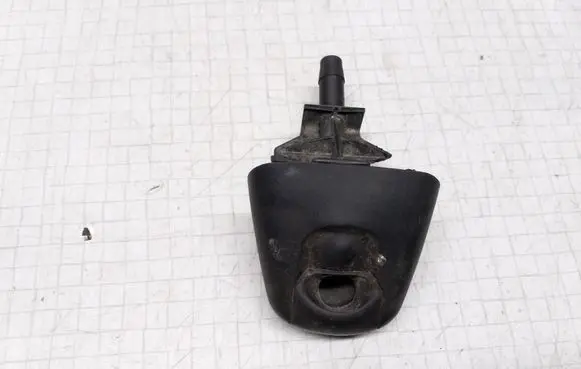 Mitsubishi Space Star Headlight washer spray nozzle
