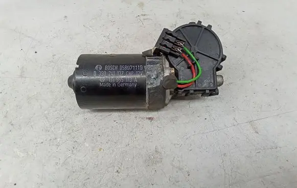 Volkswagen Golf IV Wiper motor 1J1955113A 0390241137