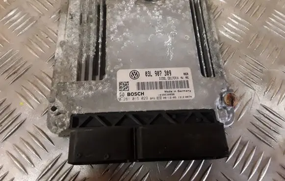 Volkswagen PASSAT B6 Engine control unit/module 03L907309 0281015029 1039S30090