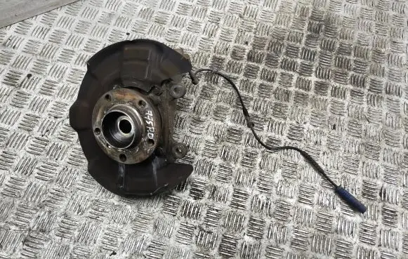 Mini Cooper Countryman R60 Front wheel hub