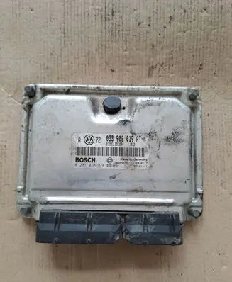 Volkswagen Golf IV Engine control unit/module 038906019AT 0281010974