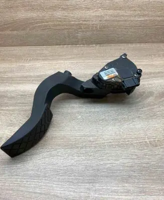 Audi A4 S4 B6 8E 8H Accelerator throttle pedal 8E1721523 6PV008376